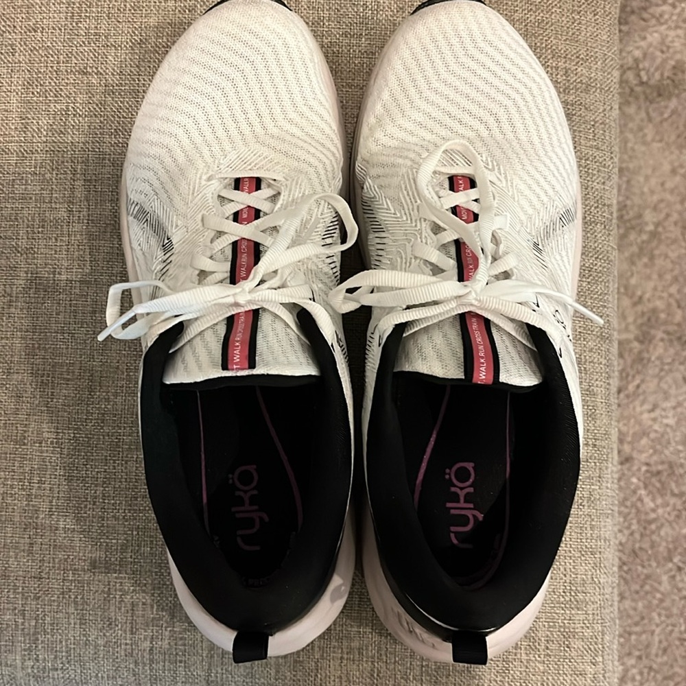 Ryka Never Quit training shoe. Woman’s size 11.